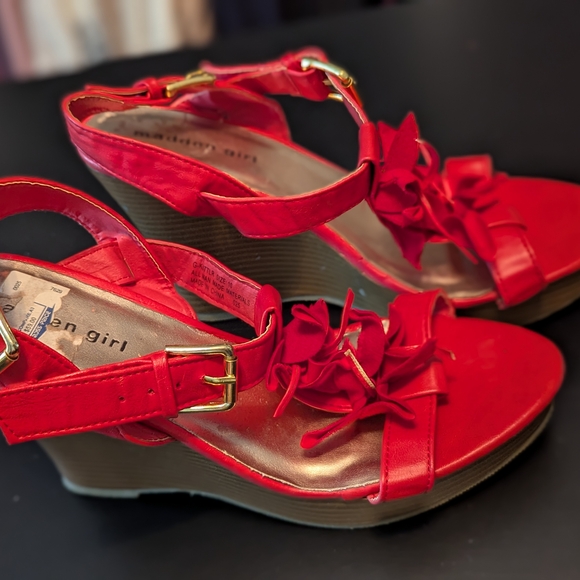 Stylish Red Sandals by Madden Girl - Picture 2 of 5